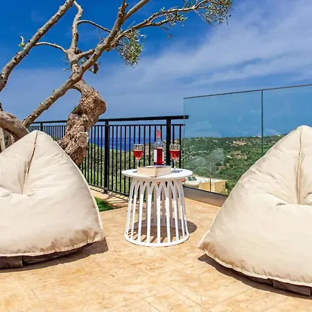 Oasis, Luxury Vila