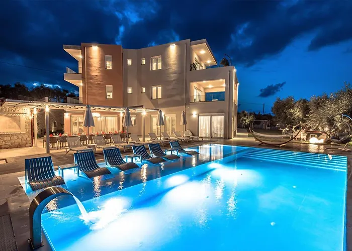 Oasis, Luxury Villa *