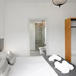 Oasis, Luxury Villa