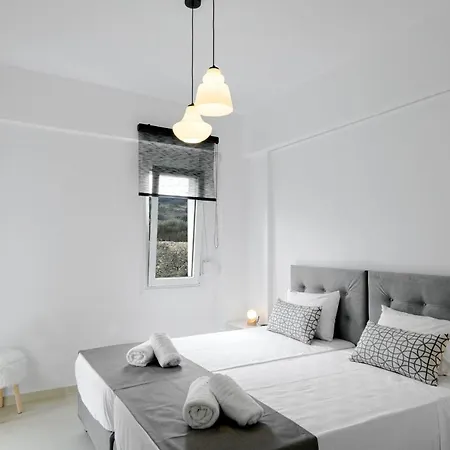 Oasis, Luxury Βίλα