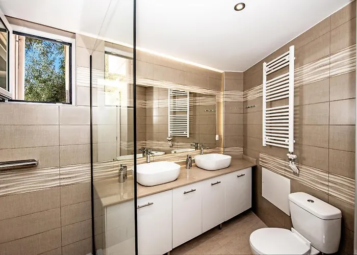 Villa Oasis, Luxury *