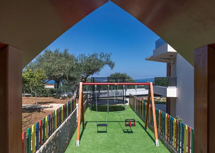 Oasis, Luxury Villa *