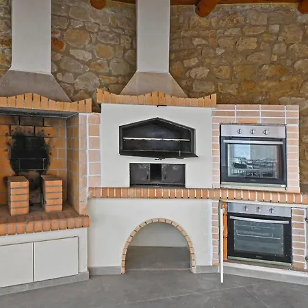 Oasis, Luxury 빌라 레팀노