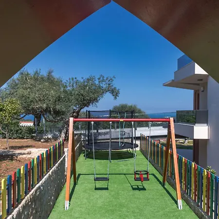 Oasis, Luxury Villa *