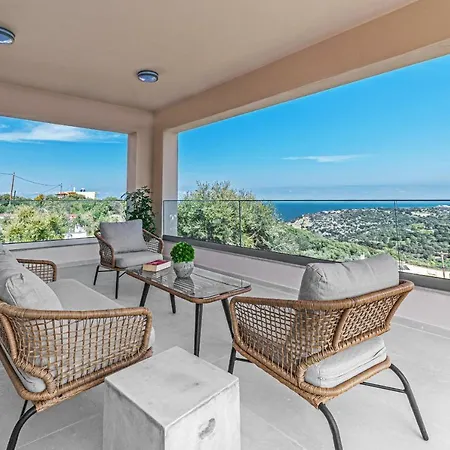 Villa Oasis, Luxury