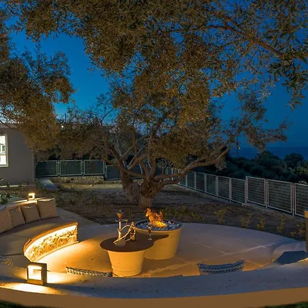 Villa Oasis, Luxury Resmo